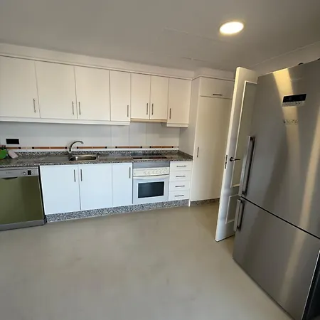 Bonito Atico Duplex, Gran Terraza 3 Habitaciones, 3 Banos, 6 Personas Apartment *